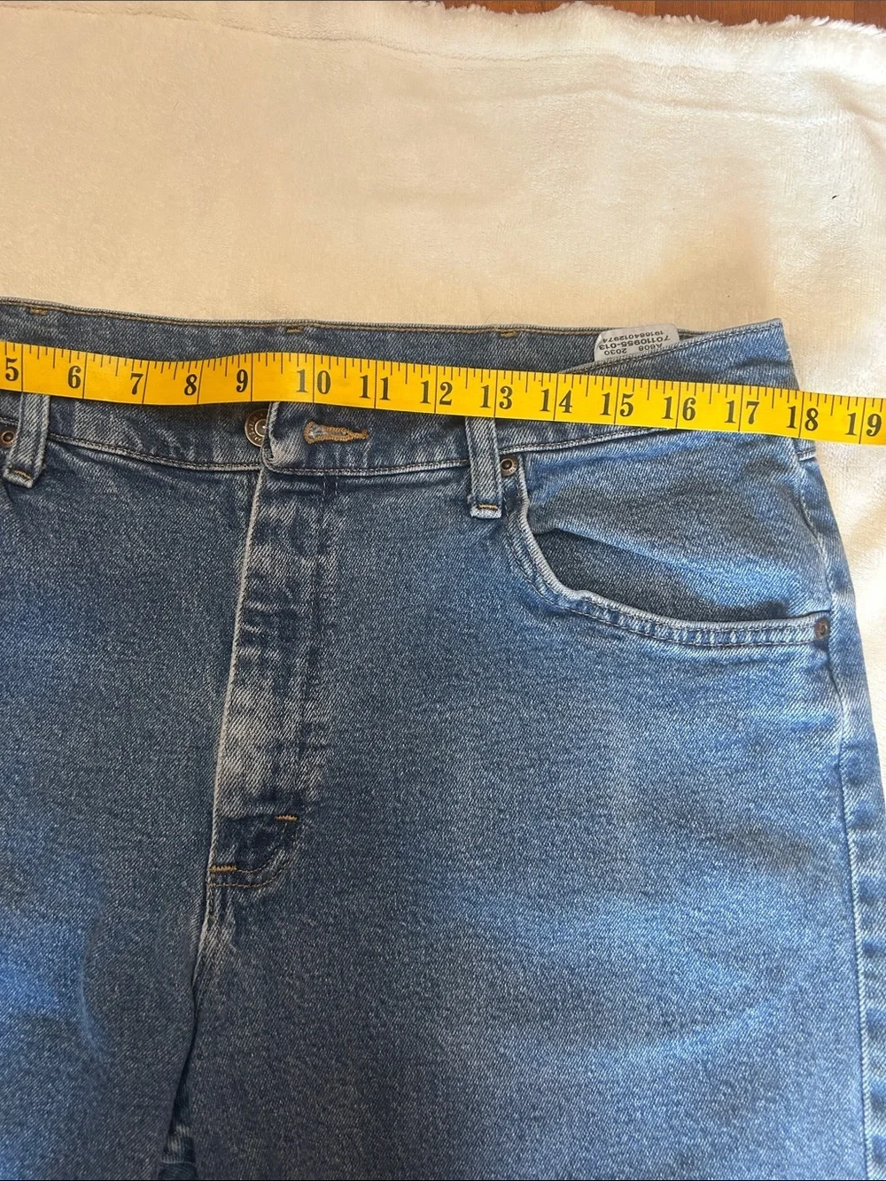Wrangler Men's Straight Jeans in Classic Blue Denim